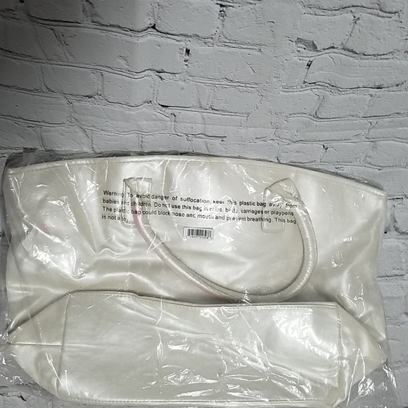 New! Ulta  Metallic White Tote - Picture 2 of 4
